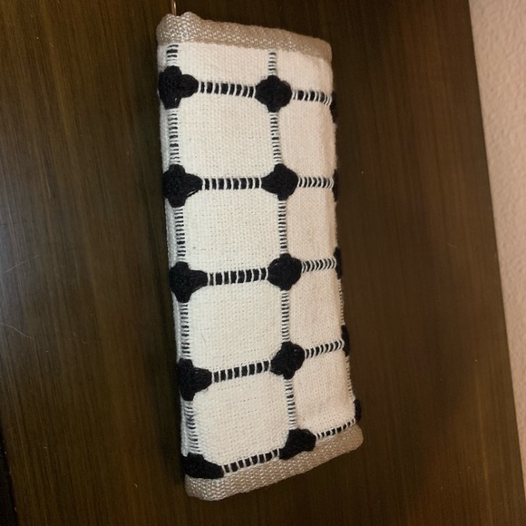 2/$25 wallet - Picture 6 of 6